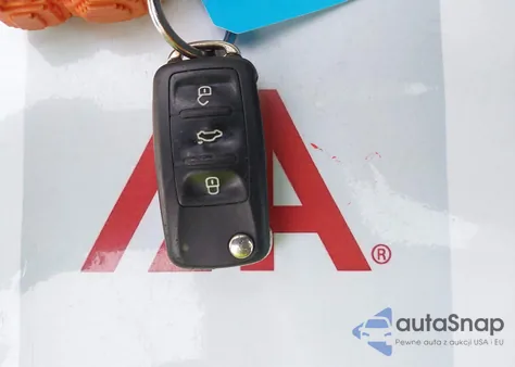 2015 Volkswagen Passat 1.8T Limited Edition from USA, damaged, VIN 1VWAS7A36FC108823